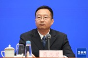 梦见游泳抓紧建立实施育儿补贴制度！六部委释放重要信号