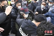 梦见游泳多次未经允许外出，“素媛案”凶手赵斗淳再次被拘留