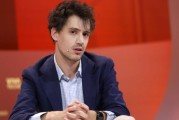 梦见游泳人工智能实验室Mistral将推出其首款推理模型，挑战 OpenAI