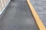 梦见游泳中新健康丨校门口成“游烟”重灾区 烟头遍地怎么破？