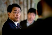 梦见游泳日本贸易谈判代表赤泽亮正据悉本周考虑返回华盛顿继续谈判