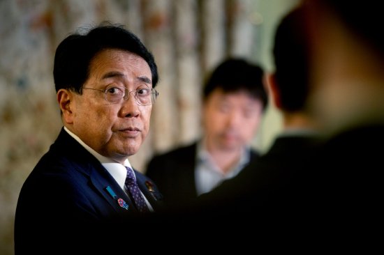 日本贸易谈判代表赤泽亮正据悉本(🍐)周考虑返回华盛顿继续谈判